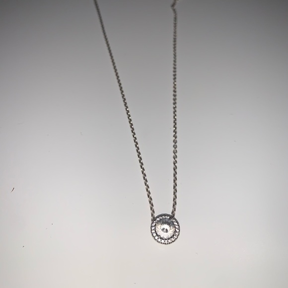 Pandora Round Sparkle Halo Necklace - Picture 2 of 2